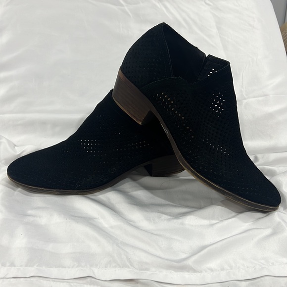 Lucky Brand ankle boot - Picture 2 of 8